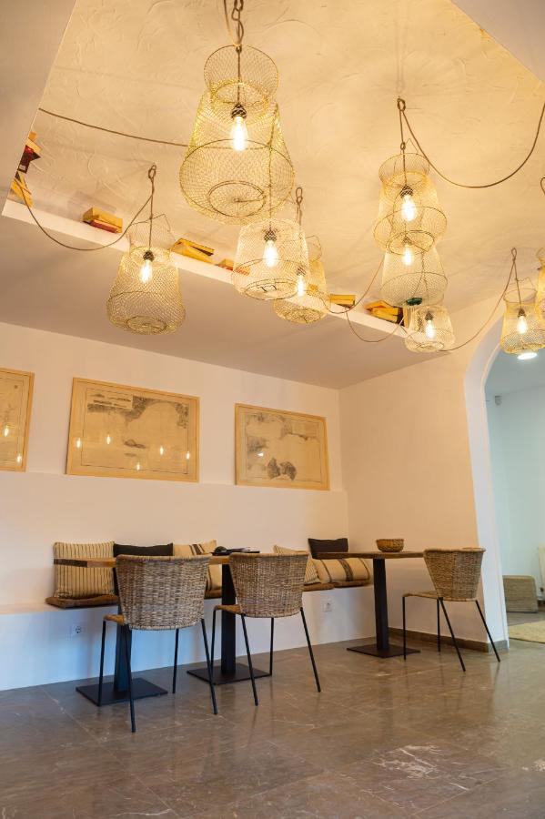 Hostal Es Niu De 타마리우 외부 사진